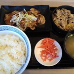 吉野家 - W定食（牛皿・大判豚肩ロース焼き定食）