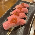 恵比寿横丁 肉寿司 - 