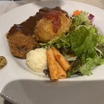 神戸ステーキ メリカン - ビフカツとカニクリームコロッケ
