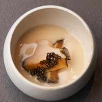 えぞ鮑　肝のエスプーマ