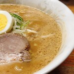 ラーメンの赤れんが - 味噌らーめん900円