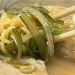 ラーメンの赤れんが - 茎わかめ