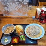 そば家 一創庵 - 本日の日替わり（そば冷大盛り、かやくご飯大盛り）