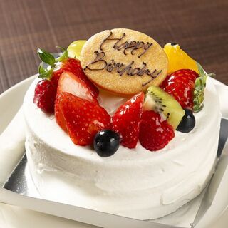 Perfect for anniversaries and birthdays♪ We also offer whole cakes.