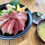 まぐろのみなみ - 特選 天然南まぐろ丼（1850円）