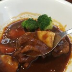 キッチン ブルー グローブ - ショートビーフとポテト