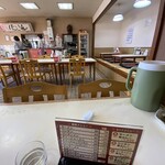 Ootsuka Shiten - 開店直後の店内