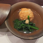 えさき - 百合根万十煎餅包み揚げ。お出汁も素晴らしく、日本ほうれん草の味も豊かです。