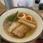 横浜淡麗らぁ麺 川上 - 