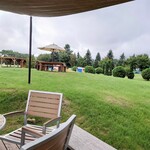 麦音  - 広大な中庭