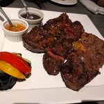 California Lounge Steak&Wine - 