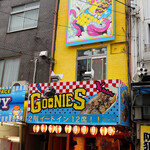 グーニーズ - 久しぶりに「グーニーズ 大阪日本橋店」。