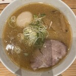 すみれ1994 - 煮卵入り30年前の味噌ラーメン