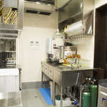 ペルフェクト - 【厨房】おいしいエビス生ビール！しっかりとメンテナンスをしているサーバーで抽出したビールは泡が違います！