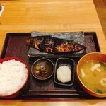 大和屋 半蔵 - 鯖のみりん干し定食(979円)