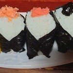 浜焼き おにぎり 酉辰 - おにぎり　シャケ、明太子、生海苔
