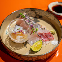 一石三鳥 別邸 - 水蛸、梅酢のジュレ 石垣鯛 京鰆、備長炭で炙って