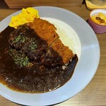 元町欧風カレー タンガロンガ - 