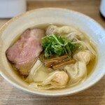 DURAMENTEI - 肉・海老ワンタン麺／白（1,150円）