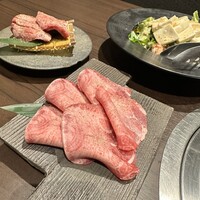近江牛専門店 万葉 まえだ亭 - 