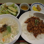 福琳 - 台湾魯肉飯と汁ビーフンセット：９００円