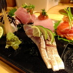 藤家 - 旬の造り盛り合わせ5種類：1100円(’13.12月)