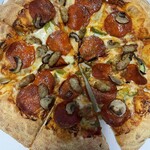 ドミノ・ピザ - 料理写真: