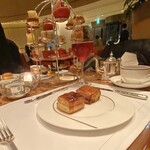 The Peninsula Boutique & Café - 