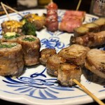 博多野菜巻き串焼き ここにこんね - 