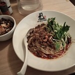 175°DENO担担麺 - 