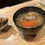 日と宵 - 寒い日には豚汁よね