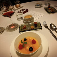 カントニーズ 燕 - 