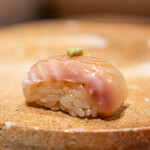 Sushi Tomikawa - 北海道マツカワガレイ
