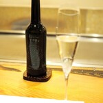 隠れ家鉄板おぶ - ペアリング、一ノ蔵 発泡清酒 すず音