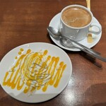 シターラ・ダイナー - ホットコーヒーとシュリカントのセット