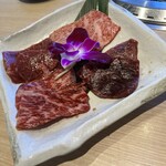 Kuroge wagyuu yakiniku gaisenmon kunoin - 