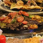 Nacho Daddy - フィレ ミニヨン ファヒータ (Filet Mignon Fajitas) 36.00 USドル
            2024年1月24日