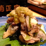 藤家 - 蒸しアワビわさび和え：400円