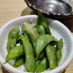 スタンドふじ - 付き出し(枝豆)325円