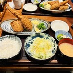 Tonkatsu Bashamichi Sakura - エビミックスフライ定食にカキフライ追加