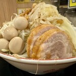 ラーメン豚山 - 料理写真: