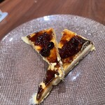 炭と料理とワイン AVANZARE - デザートのカタラーナ