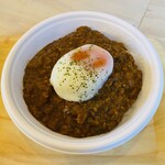 にっちDEキッチン - 料理写真:「キーマカレー 温玉付き」600円税込み♫