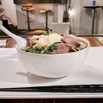 ロブ フォートンズ - ビーフフォーの麺大盛り