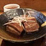 Shunsai Yuzuya - カラシが合う、豚の角煮！