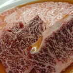 焼肉ホルモン つむぎ - 黒牛ハラミ、上ロース(ハーフサイズ)