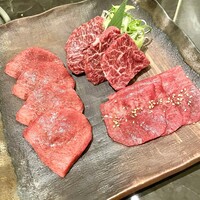 YORONIKU TOKYO AZABUDAIHILLS - ④焼き物(塩) ネギたん、上たん、カイノミ
