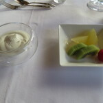 ザ・フジヤ - ヨーグルト、フルーツ