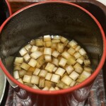 ぬま田 - 黄韮赤だし