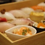 Nigiri Tsukamoto Sengyoten - 料理、サプライズランチ